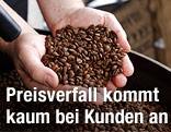 http://orf.at/static/images/site/news/20131147/kaffeepreis_konsumenten_bohnen_1k_f.4529693.jpg