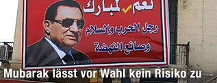 Wahlplakat mit Ägyptens Präsident Hosni Mubarak