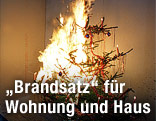 brennender Weihnachtsbaum