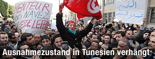Massendemonstration in der tunesischen Hauptstadt Tunis