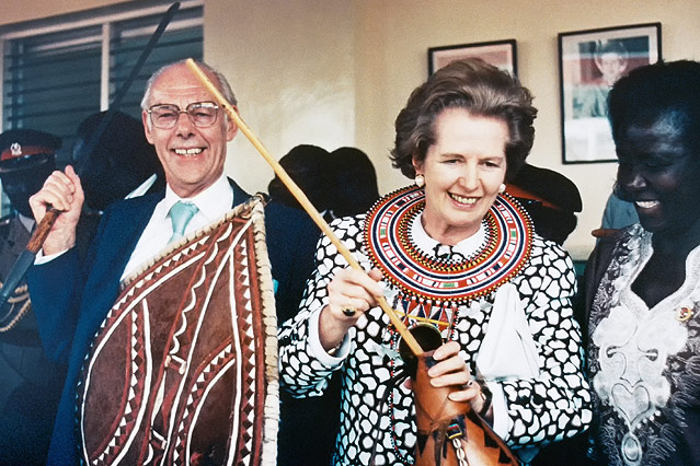 Margaret Thatcher mit ihrem Ehemann während eines Kenia-Besuchs