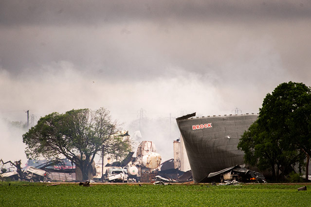 Bild der Zerstörung nach der Explosion in der Düngerfabrik