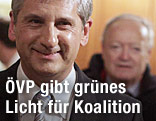 ÖVP-Chef Michael Spindelegger gefolgt von Andreas Khol