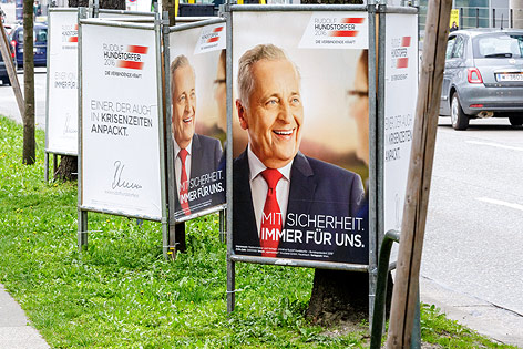 Wahlplakate von Rudolf Hundstorfer
