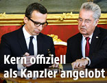 Bundeskanzler Christian Kern und Bundespräsident Heinz Fischer während der Angelobung