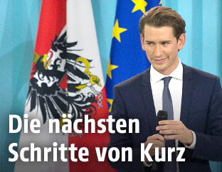 Sebastian Kurz auf der Bühne bei der ÖVP Wahlparty