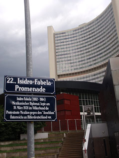 Isidro-Fabela-Promenade, Wien, UNO-City