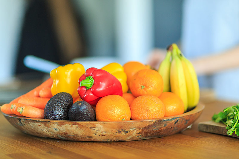 Obst- und Gemüseschüssel